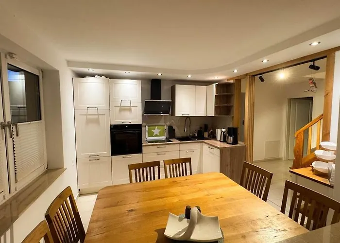 Apartment In With Swimming Pool Penzlin